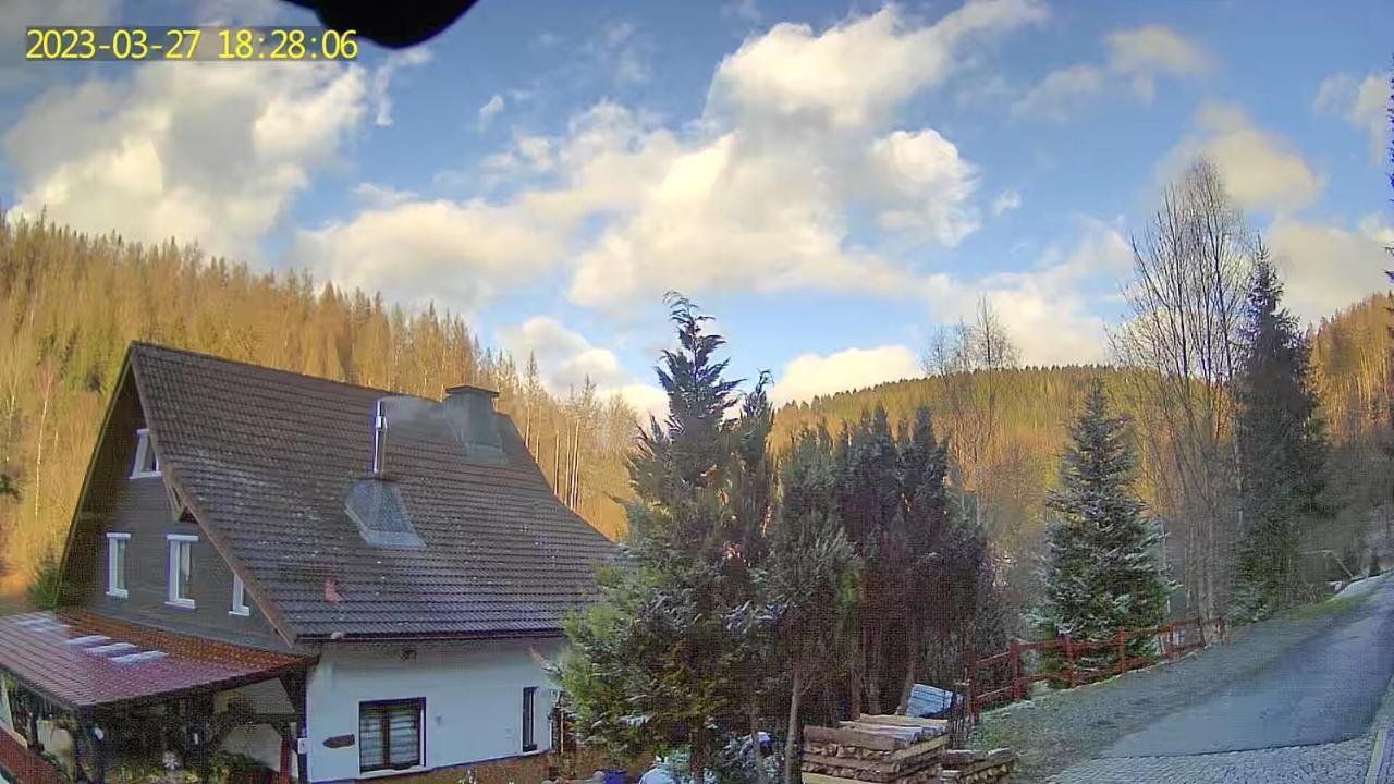 Monteur- Und Ferienwohnung Waldrauschen Fehrenbach Eksteriør billede